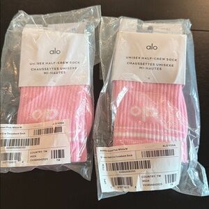 Bundle of 2 Alo Unisex Half-Crew Throwback‎ Sock NWT Sweet Pink size medium